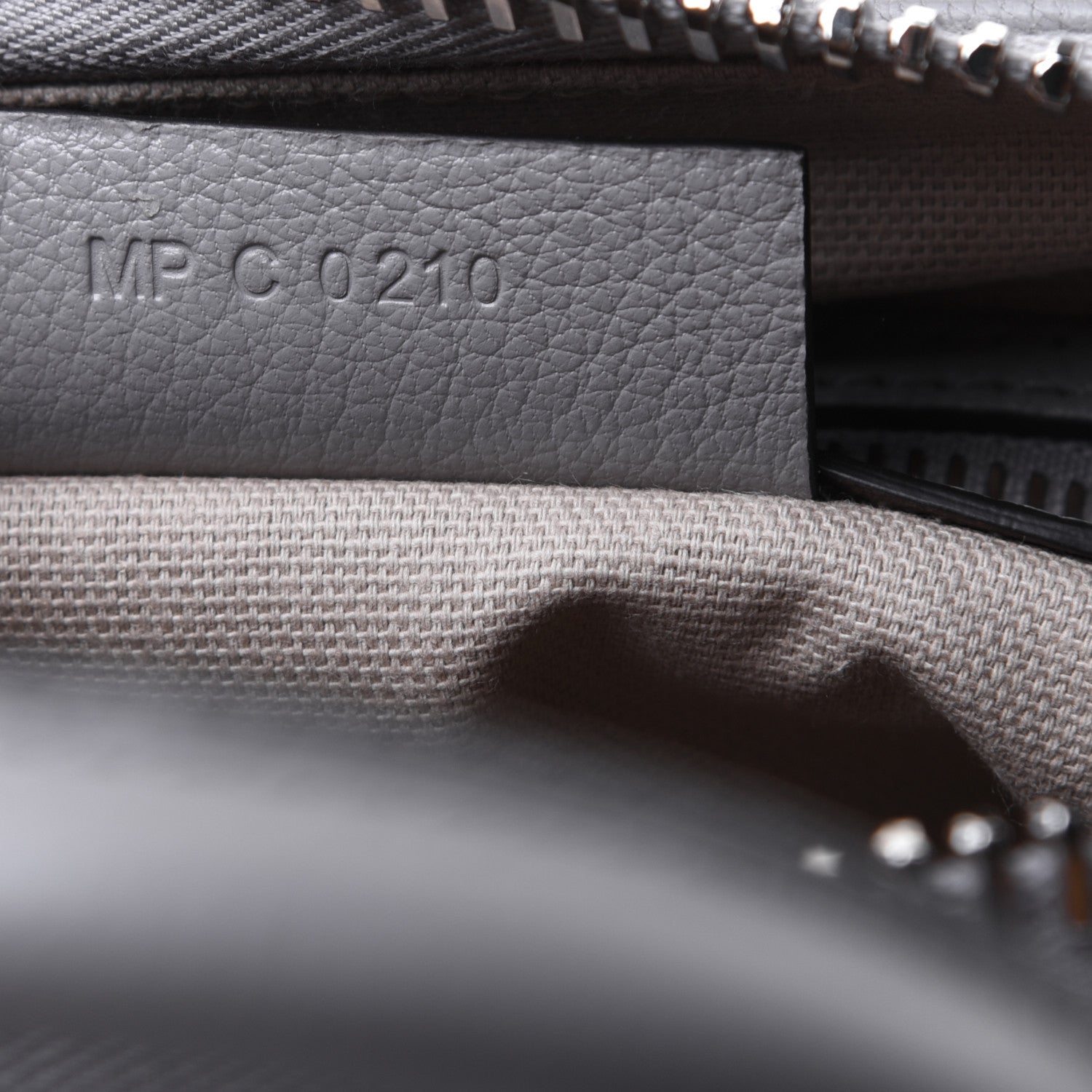 Givenchy Sugar Goatskin Mini Antigona Pearl Grey 9 of 23