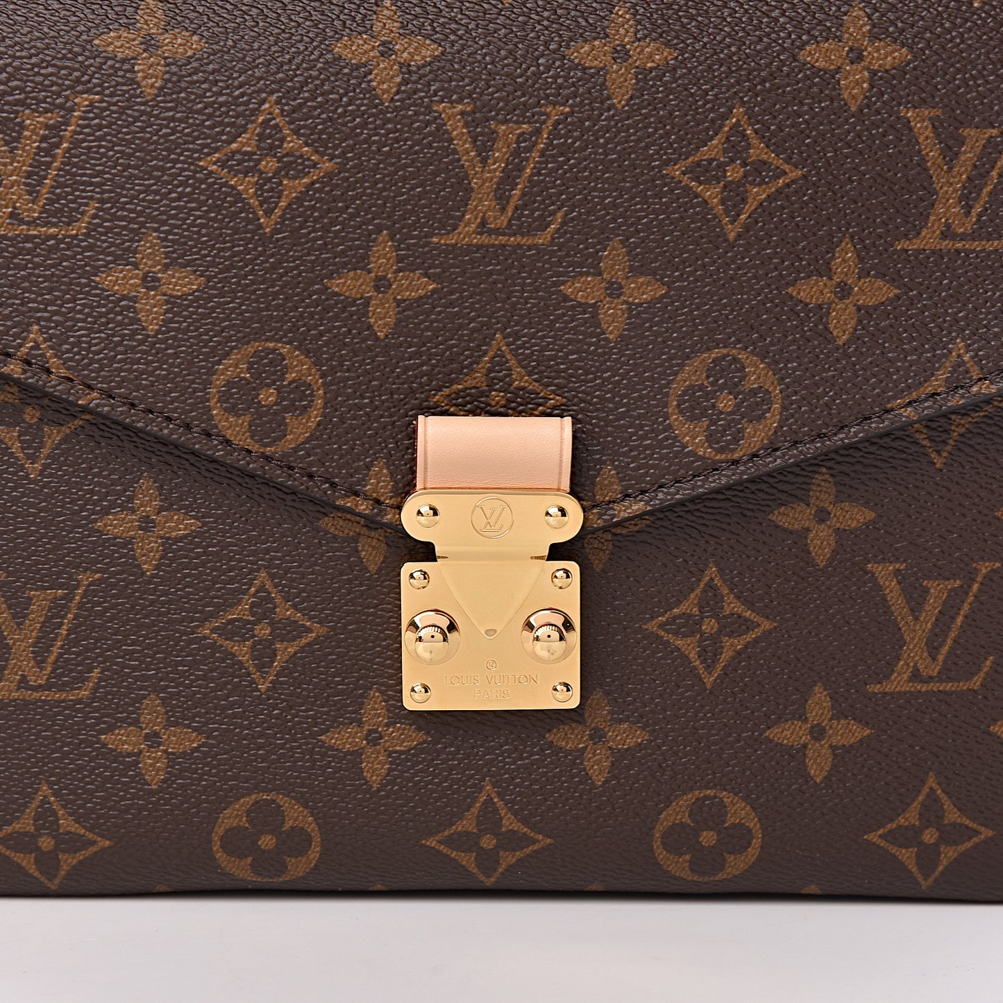 Monogram Pochette Metis