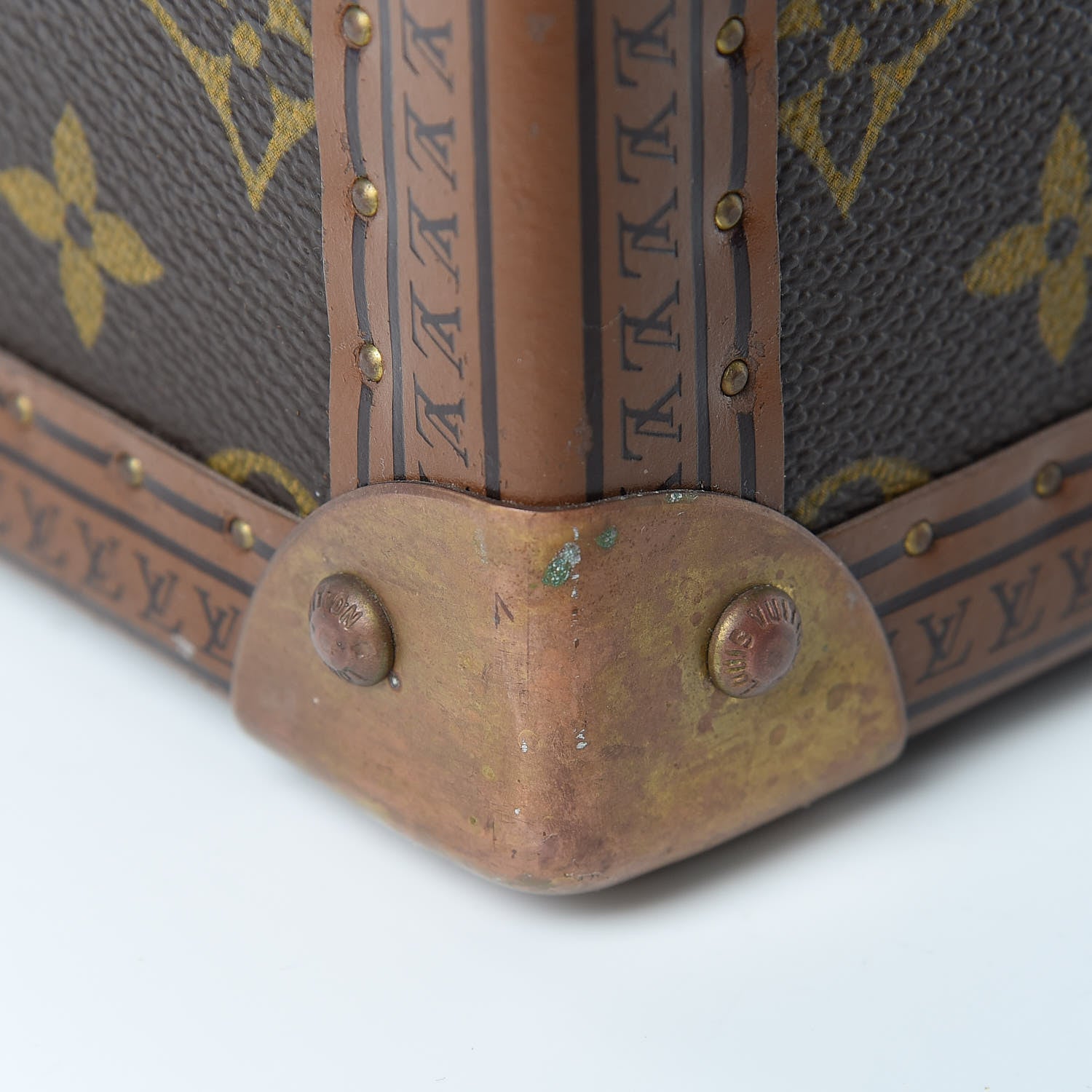 Louis Vuitton Monogram Boite Flacons Beauty Train Trunk Case 11 of 31