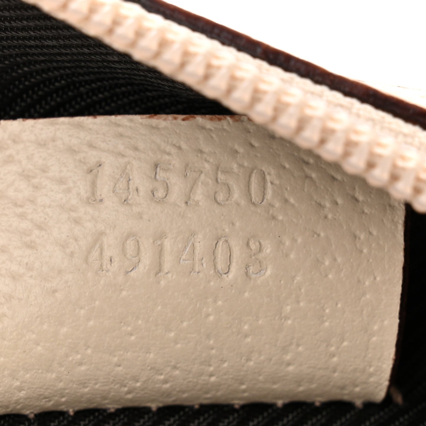 Monogram D Ring Cosmetic Case White