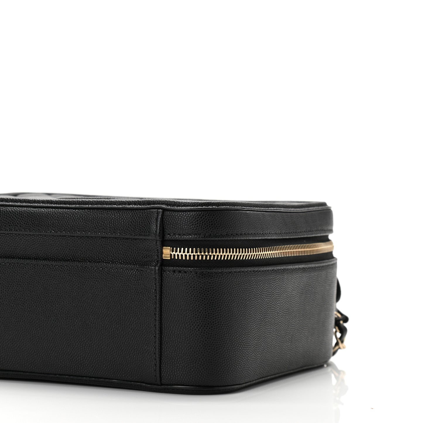 Caviar Quilted Large CC Filigree Vanity Case Black