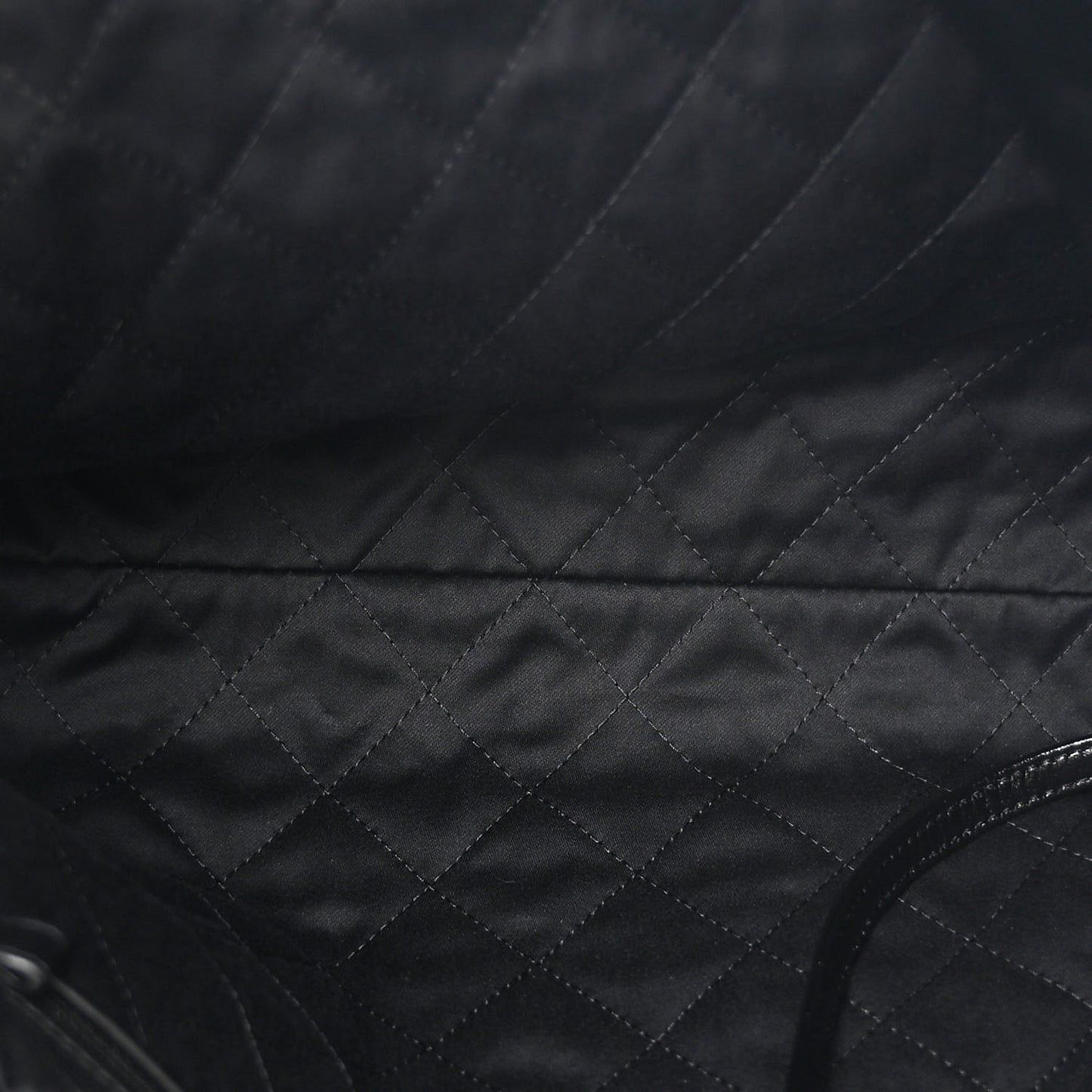 Shiny Calfskin Quilted Small Chanel 22 Black
