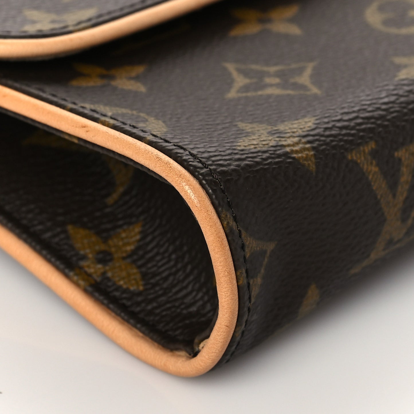 Monogram Pochette Florentine M