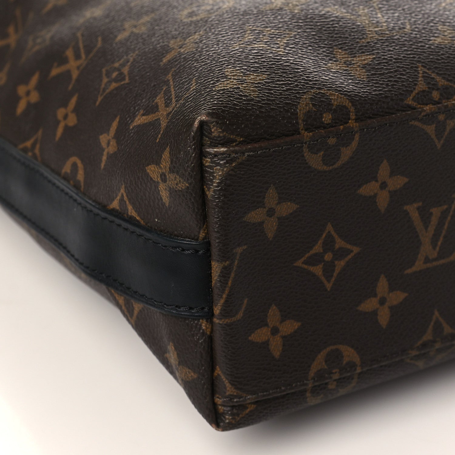 Louis Vuitton Monogram Macassar Kitan 7 of 8