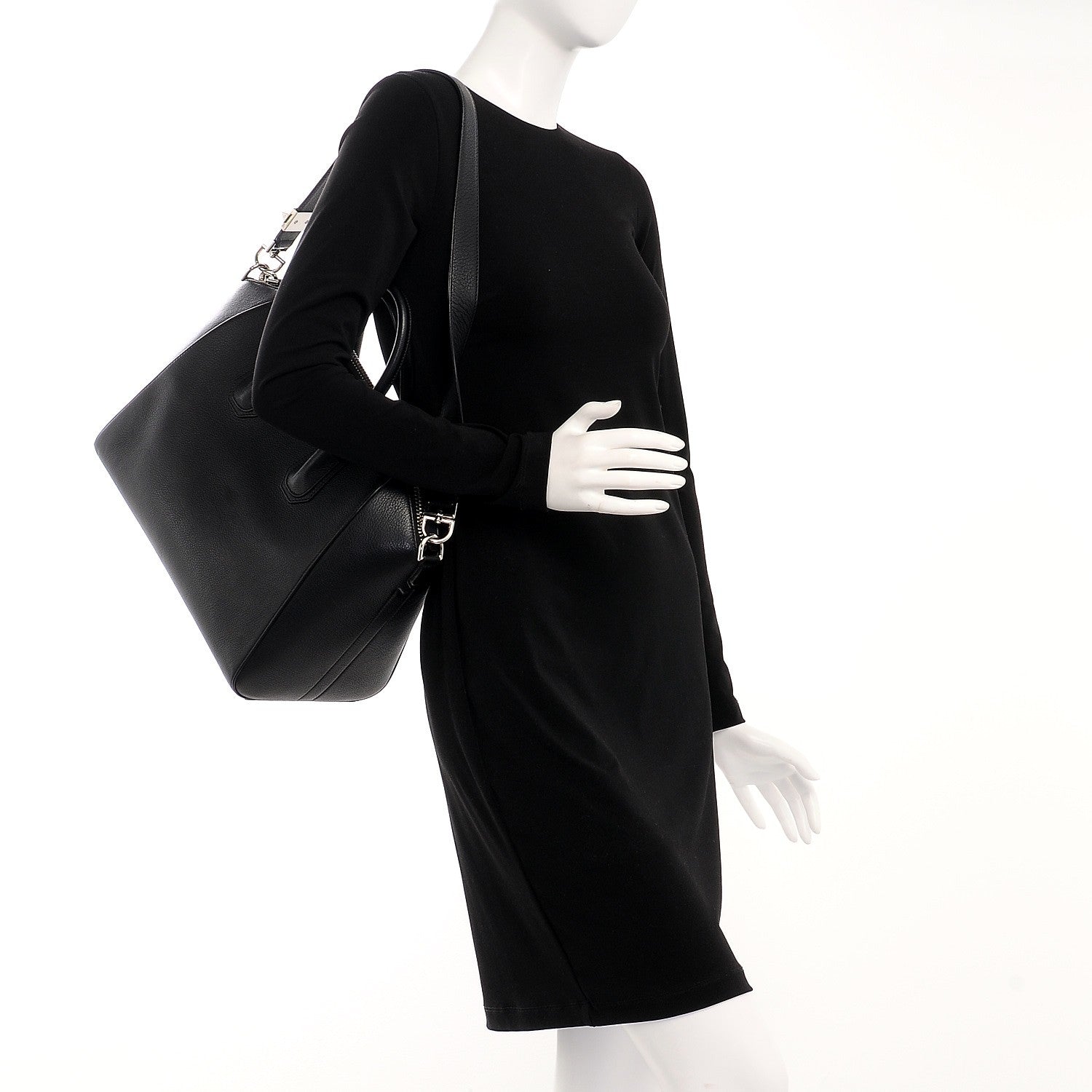 Givenchy Sugar Goatskin Medium Antigona Black 2 of 8