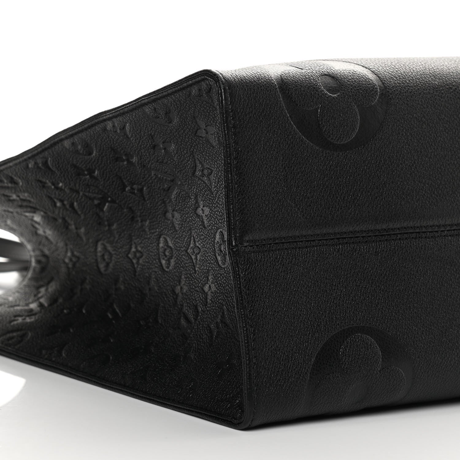 Louis Vuitton Empreinte Monogram Giant Onthego GM Black 8 of 11