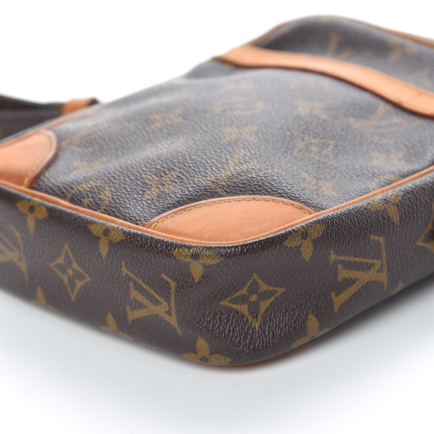 Louis Vuitton Monogram Danube 18 of 18
