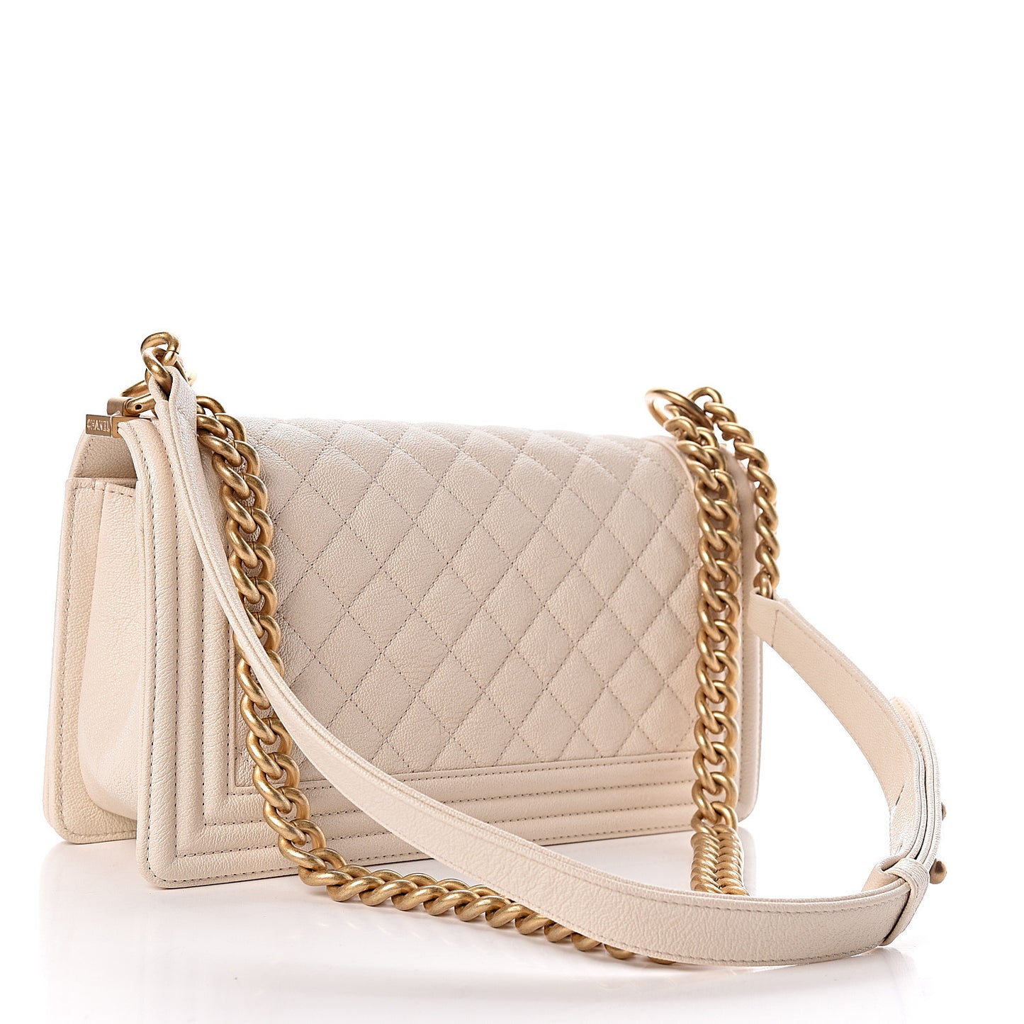 Caviar Quilted Medium Boy Flap Ivory
