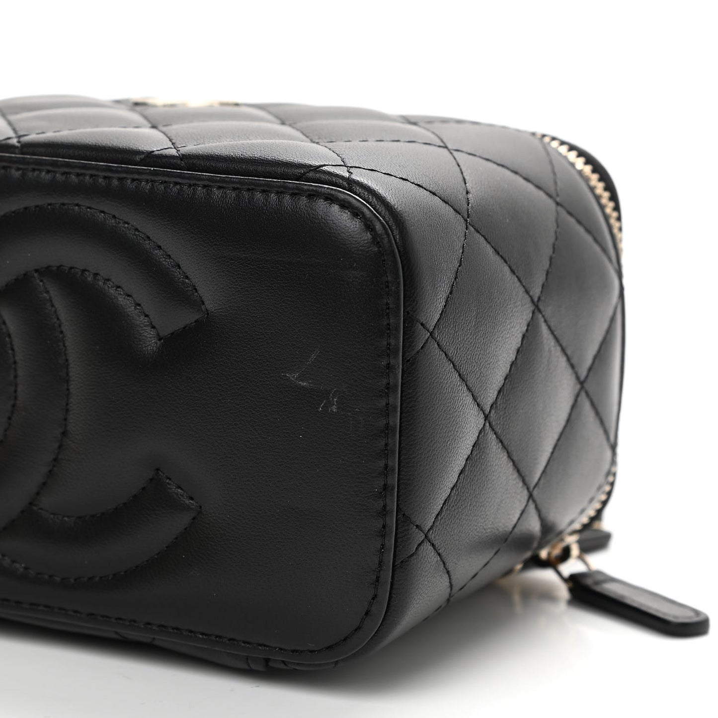 Lambskin Quilted Small Top Handle Vanity Case With Chain Black