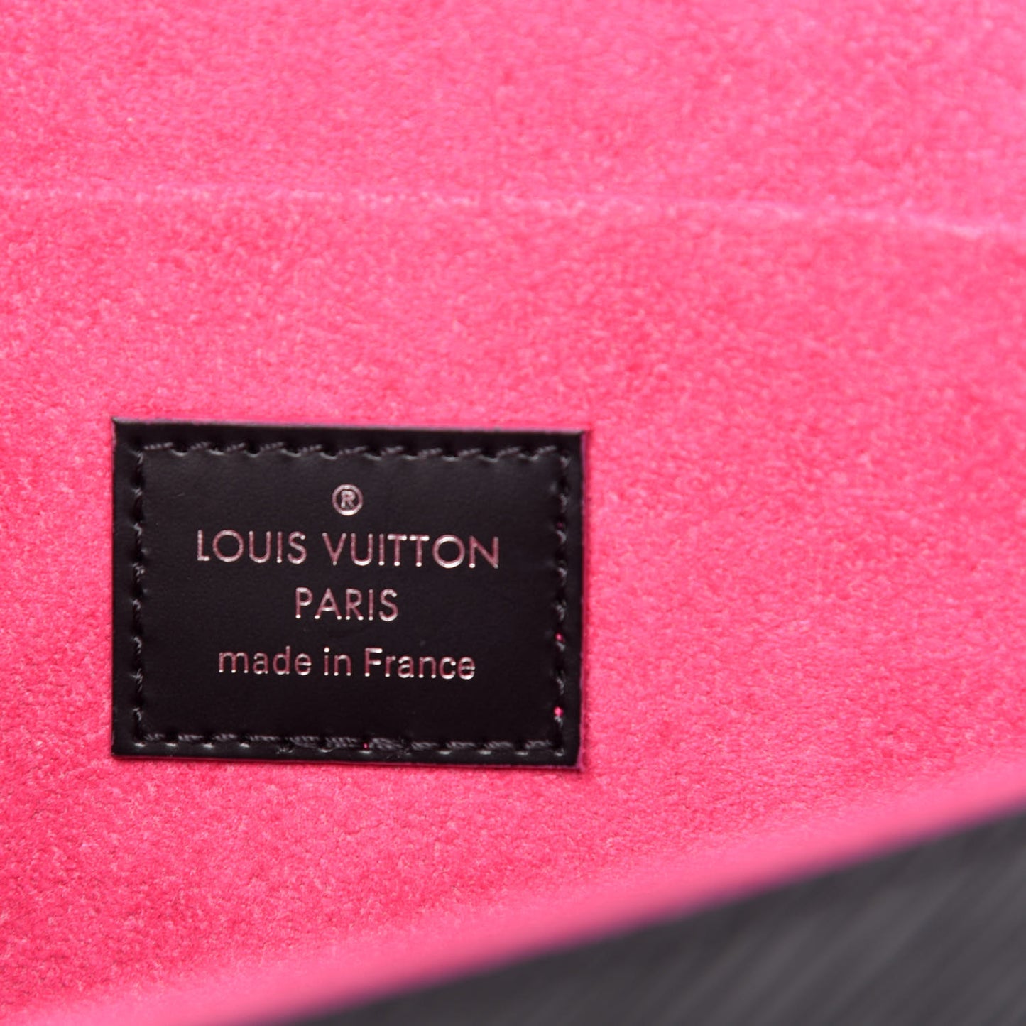 Epi Pochette Felicie Black Hot Pink