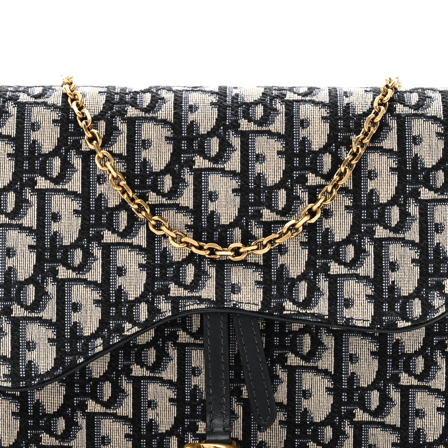 Oblique Saddle Chain Pouch Blue