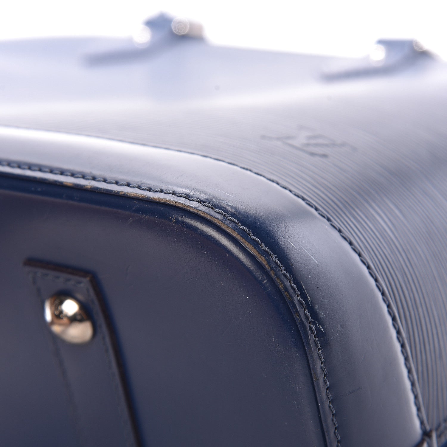 Louis Vuitton Epi Alma MM Indigo 8 of 15