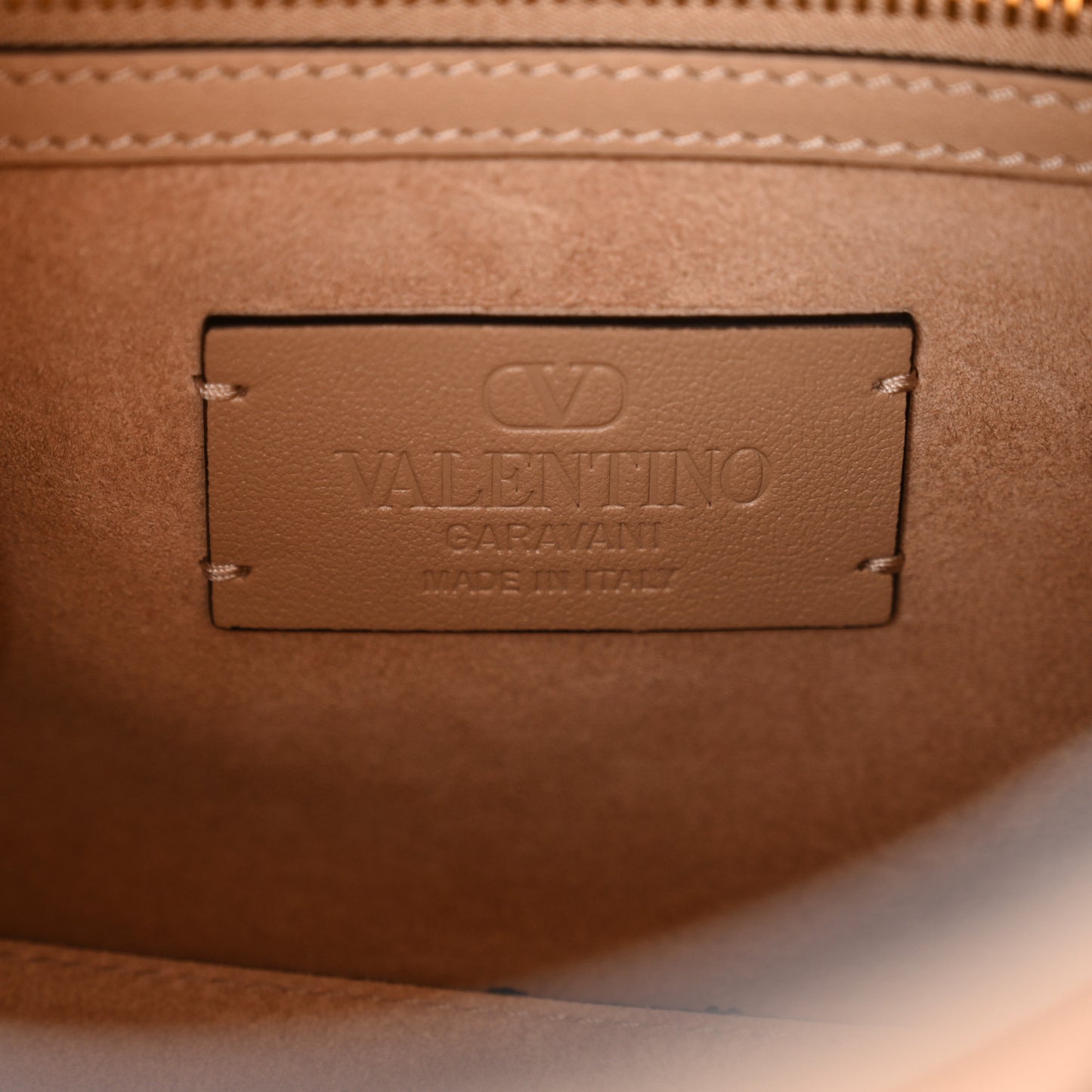 Calfskin Vlogo Small Antibes Tote Rose Sand