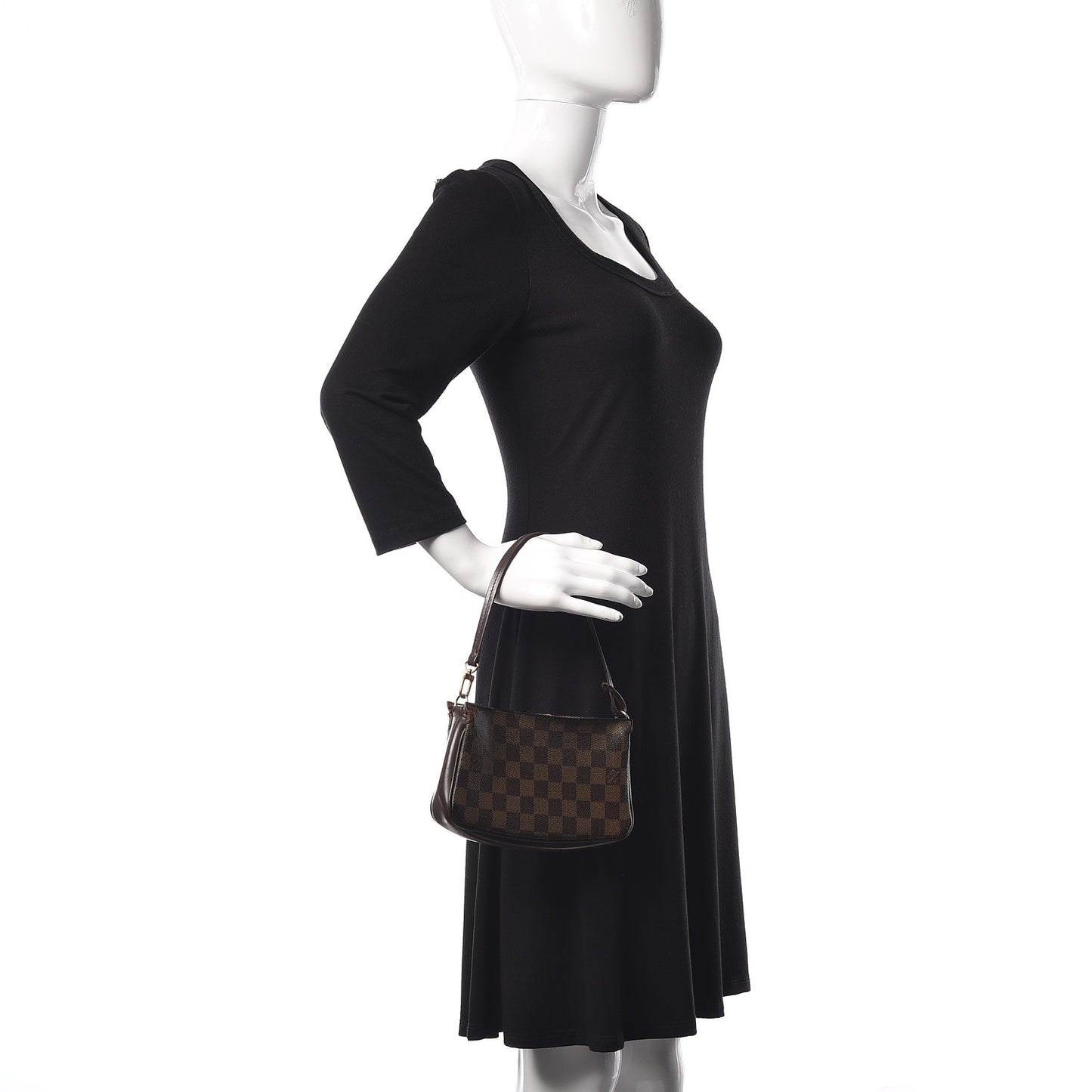 Damier Ebene Navona Pochette Accessories