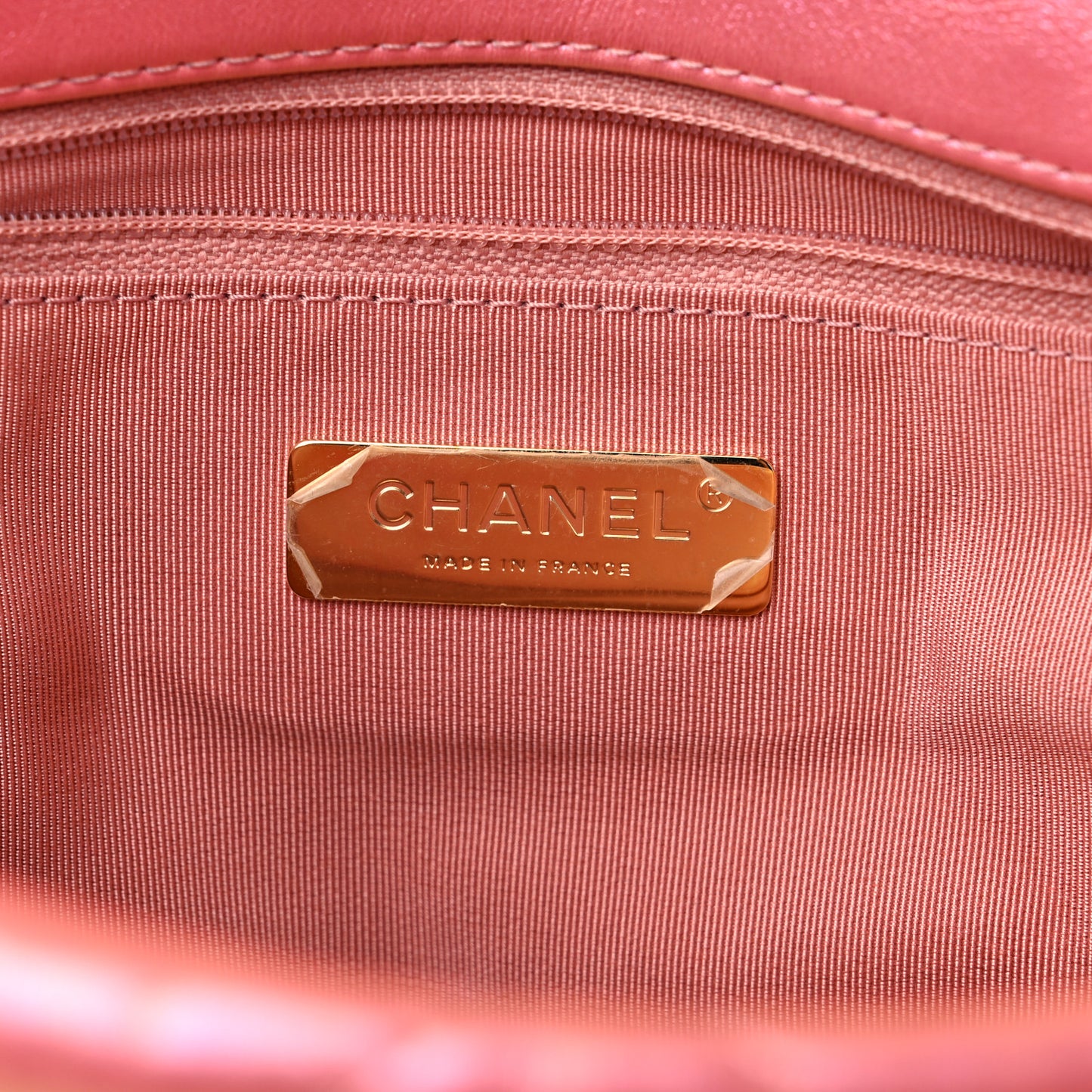 Iridescent Lambskin Quilted Large Chanel 19 Flap Pink