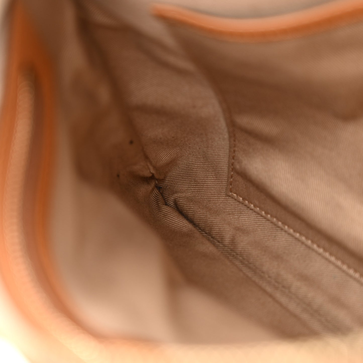 Visetos Medium Crossbody Pouch Cognac