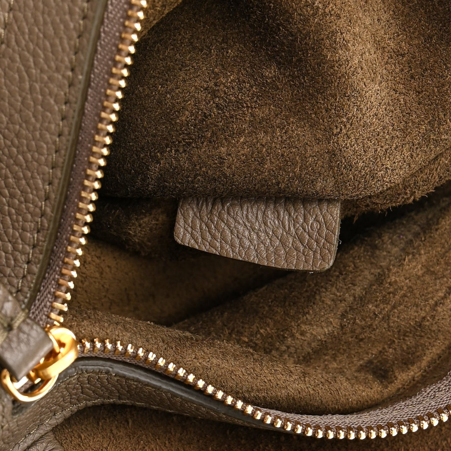Soft Grained Calfskin Medium Belt Cabas Phantom Taupe