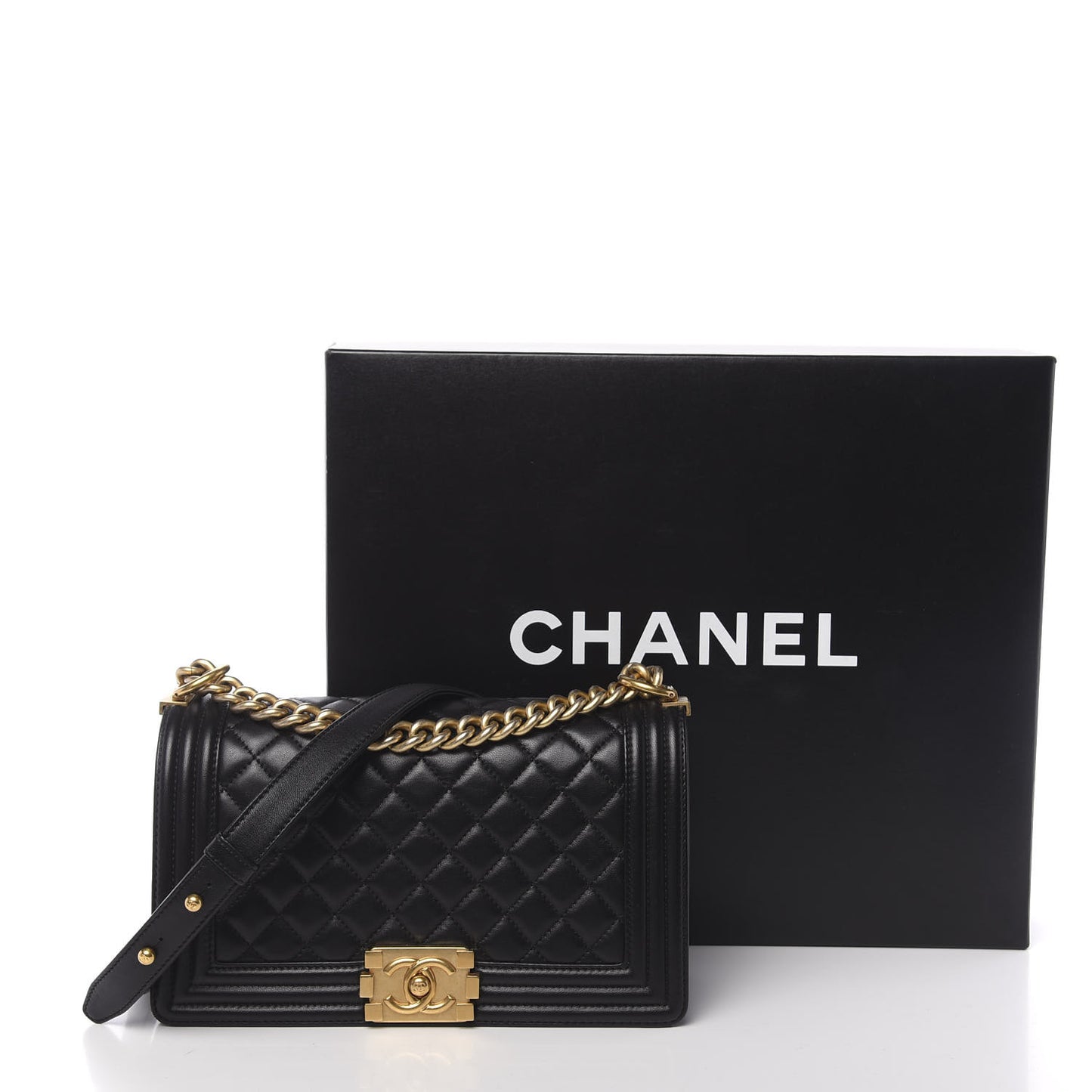 Lambskin Quilted Medium Boy Flap Black