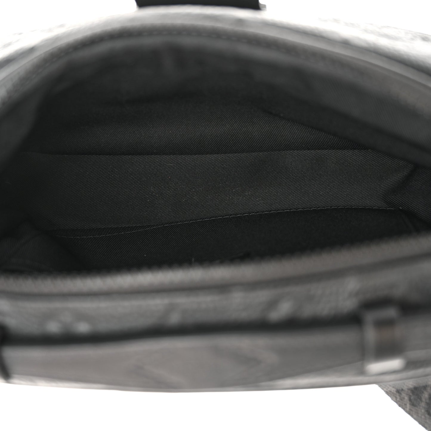 Taurillon Monogram S Lock Messenger Black