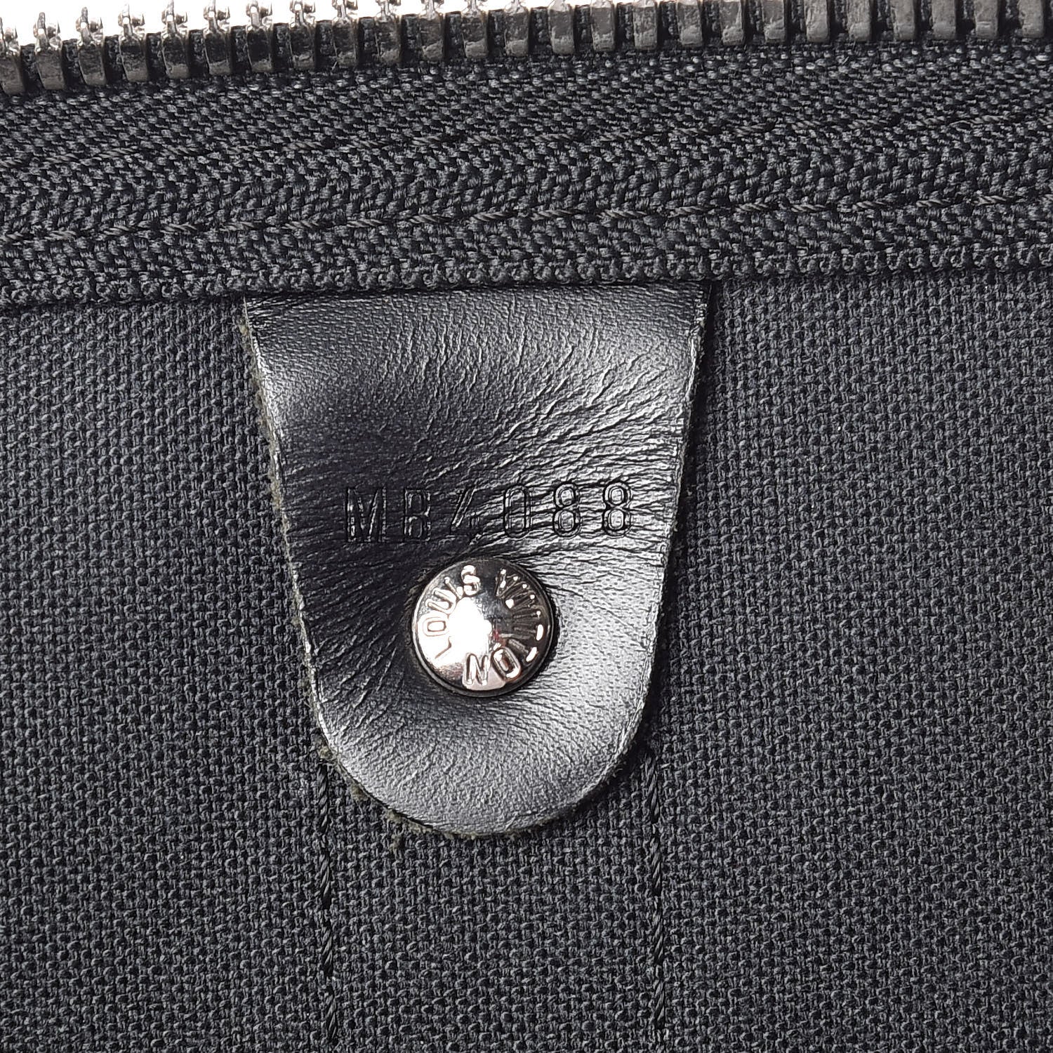 Louis Vuitton Damier Graphite Keepall Bandouliere 55 6 of 32