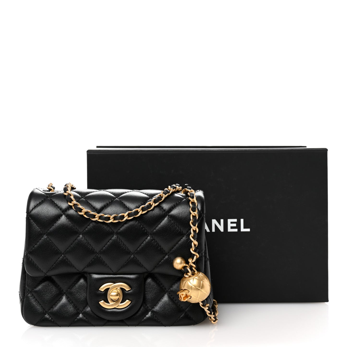 Lambskin Quilted Mini Pearl Crush Flap Black