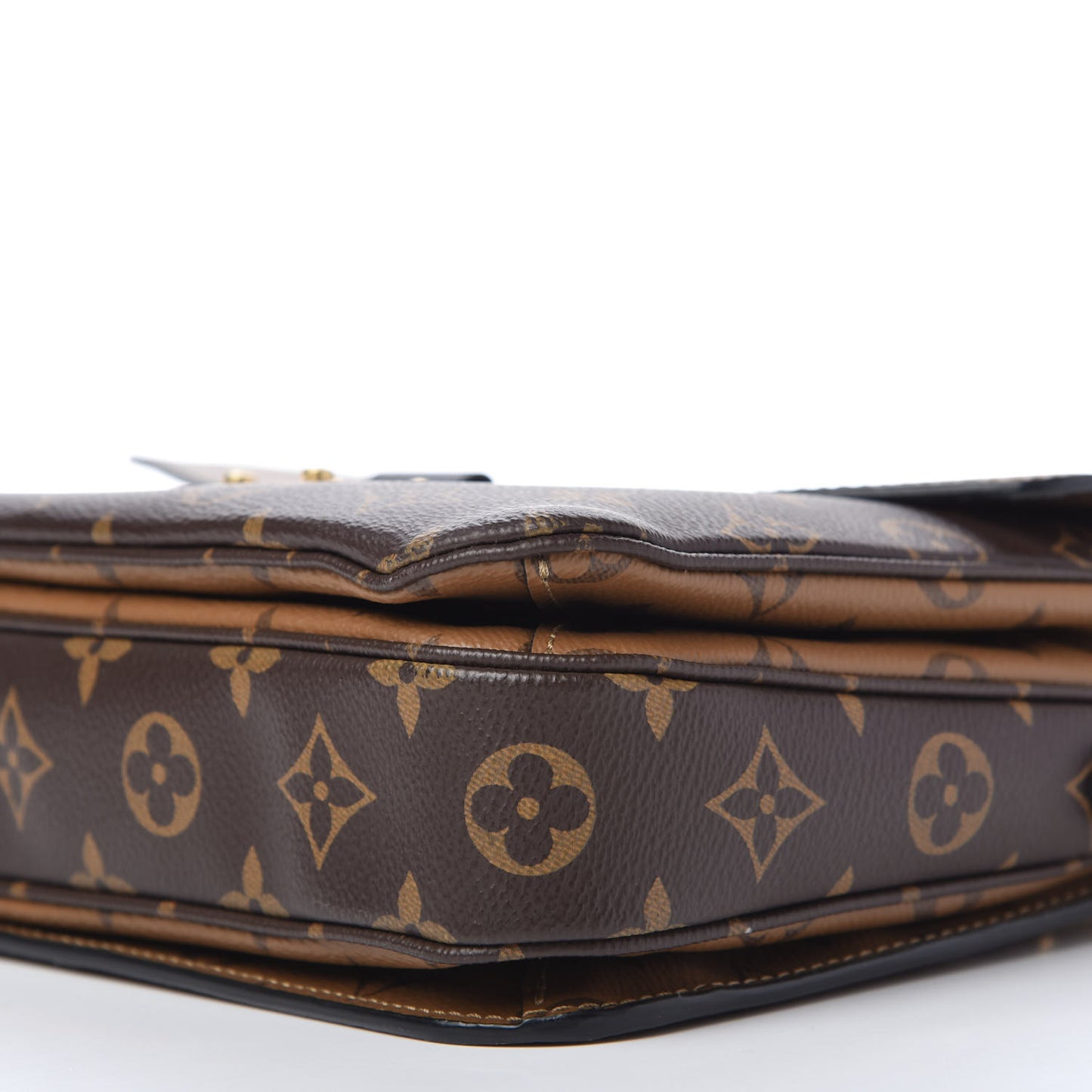 Reverse Monogram Pochette Metis