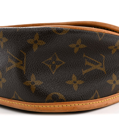 Louis Vuitton Monogram Menilmontant PM 9 of 15