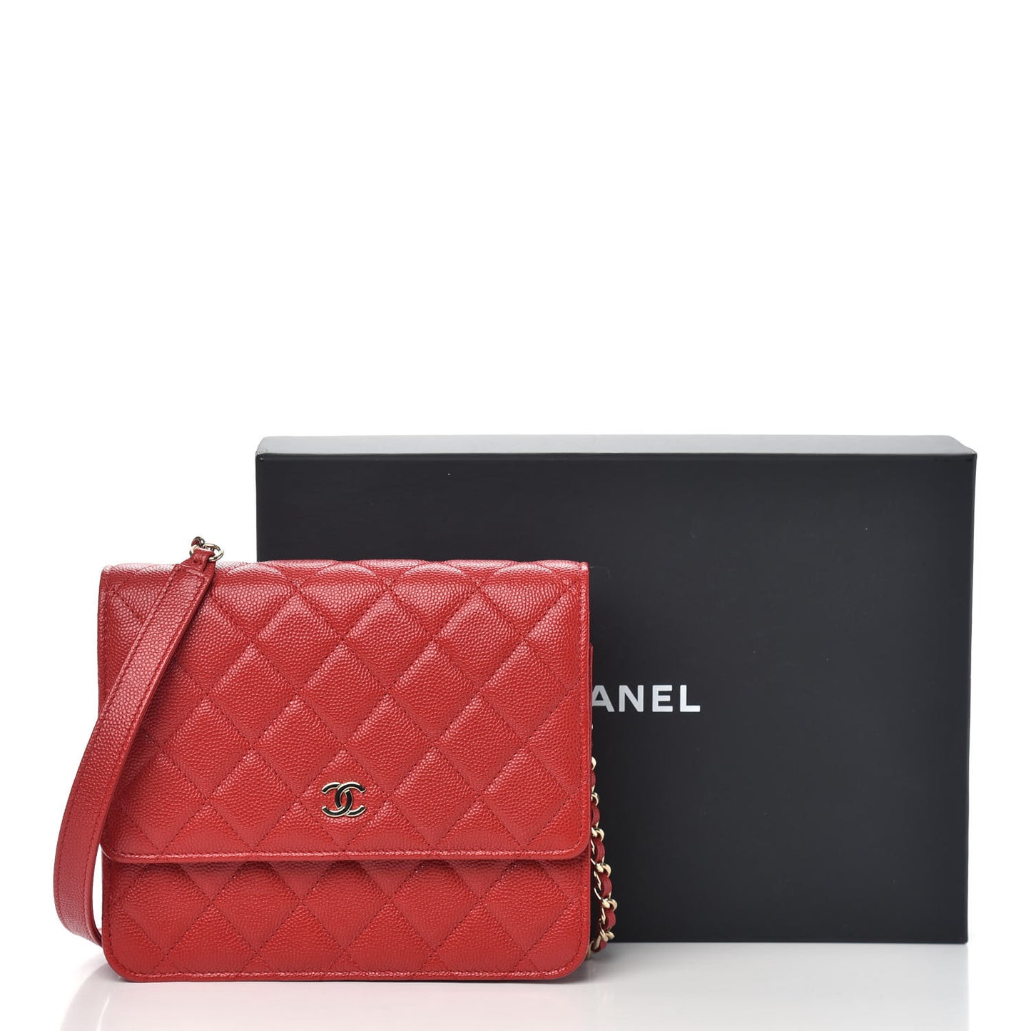 Caviar Quilted Square Wallet On Chain WOC Red