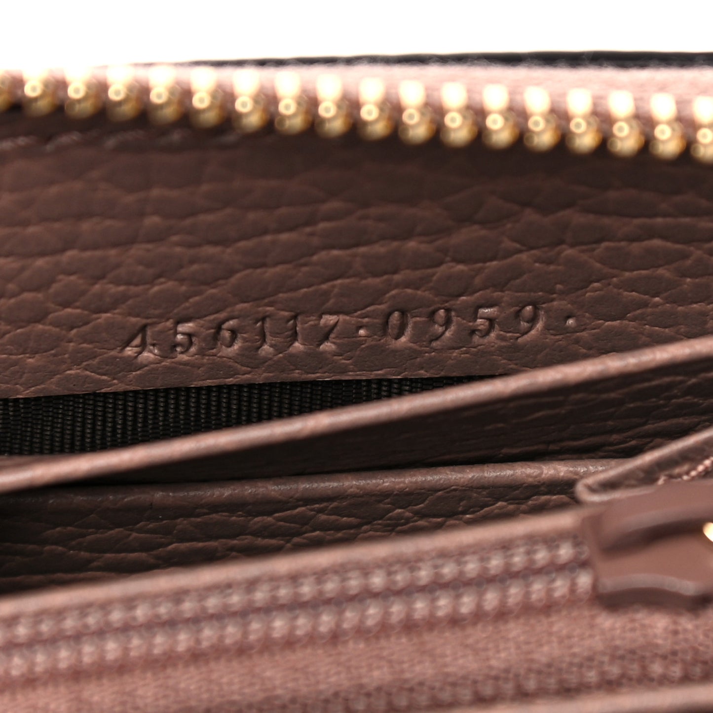 Dollar Calfskin GG Supreme Monogram GG Marmont Zip Around Wallet Porcelain Rose Beige Ebony