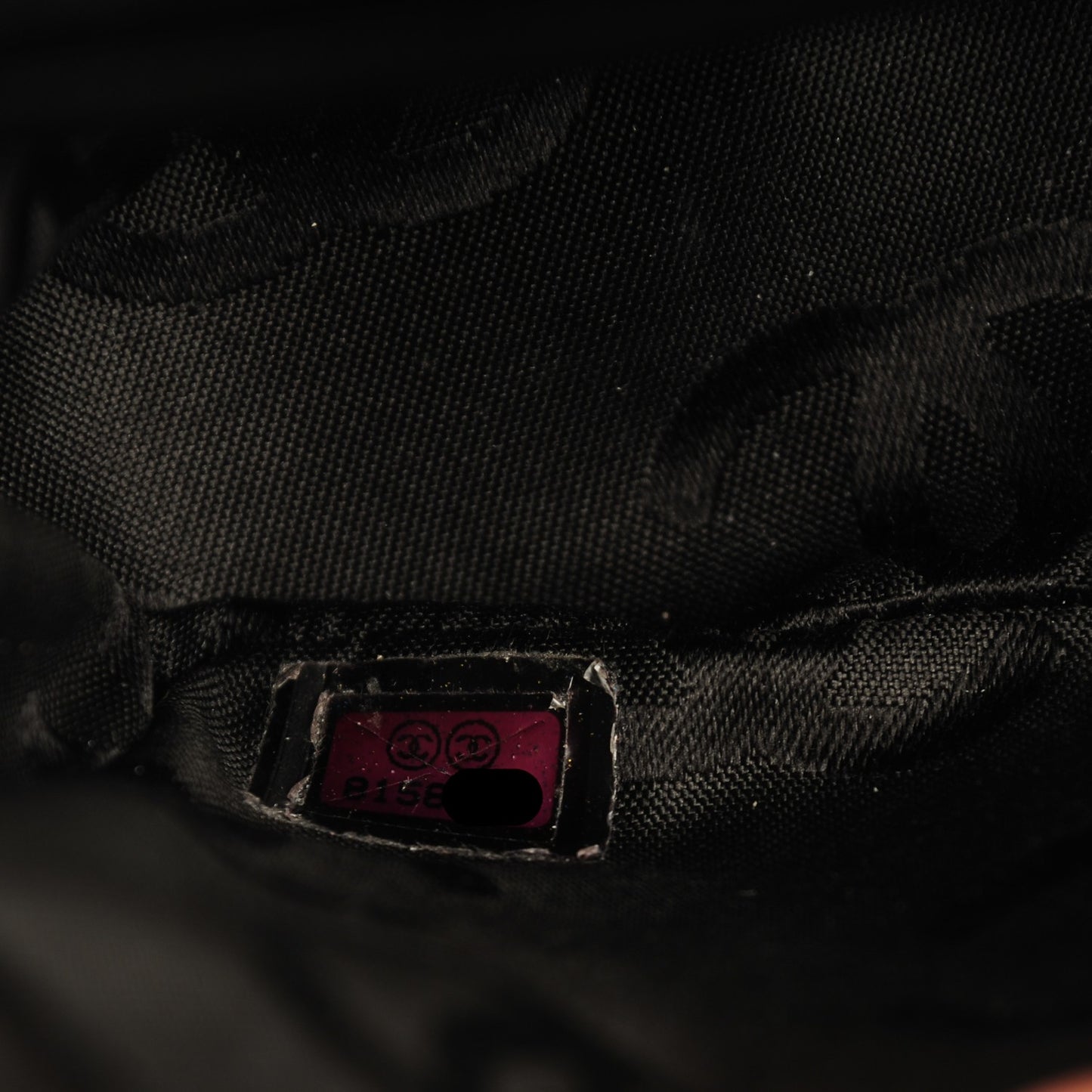 Patent Perforated Camellia Medium Single Flap Black