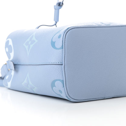 Louis Vuitton Empreinte Monogram Giant By The Pool Neonoe BB Summer Blue 8 of 11