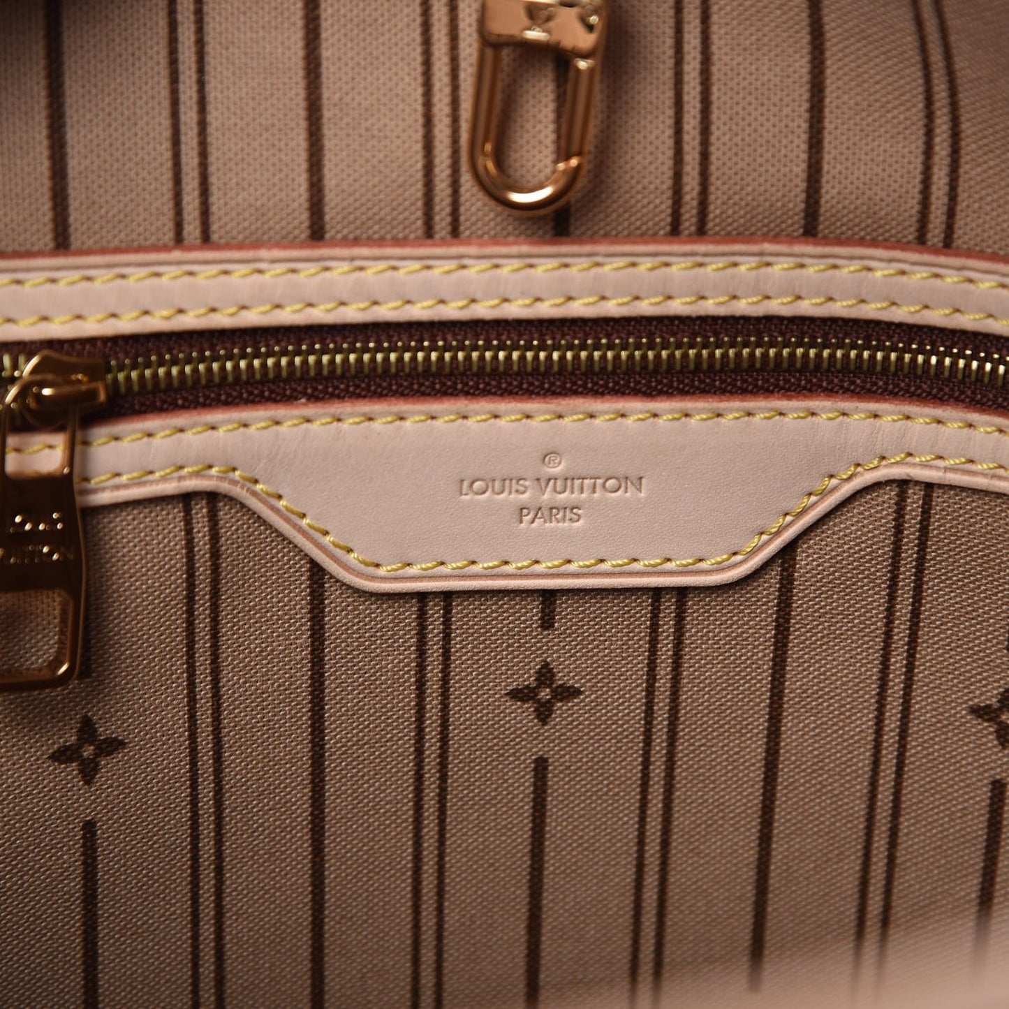 Monogram Delightful GM