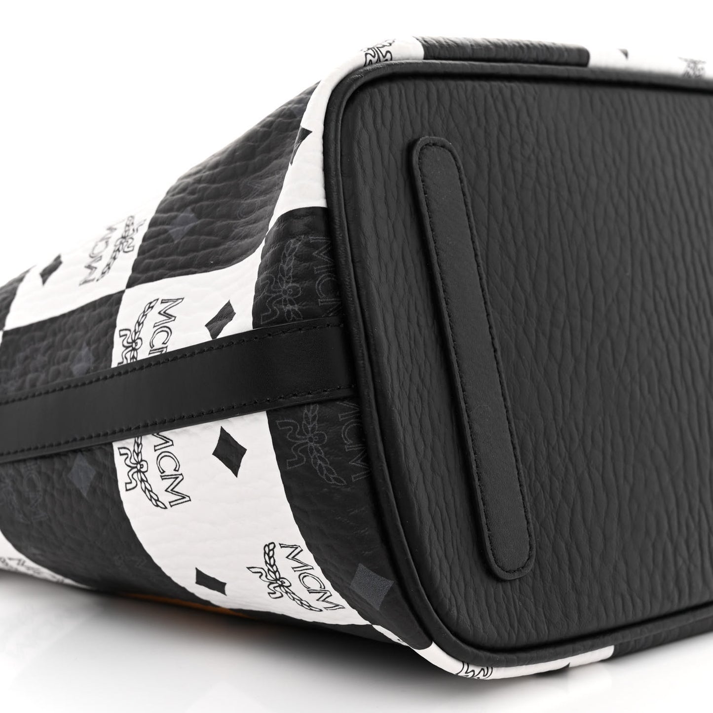 Checkerboard Visetos Medium Aren Shopper Tote Black White