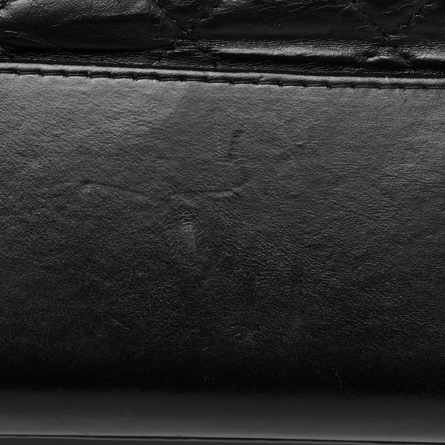Aged Calfskin Quilted Medium Gabrielle Hobo Black