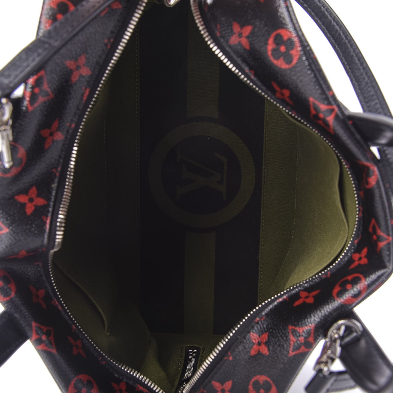 Louis Vuitton Monogram Infrarouge Dora Soft MM 6 of 11