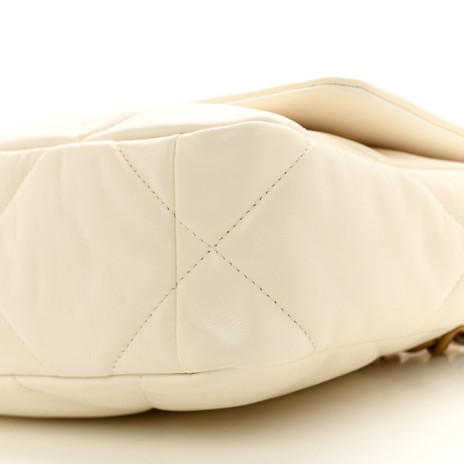 Chanel Goatskin Quilted Medium Chanel 19 Flap White 10 of 10