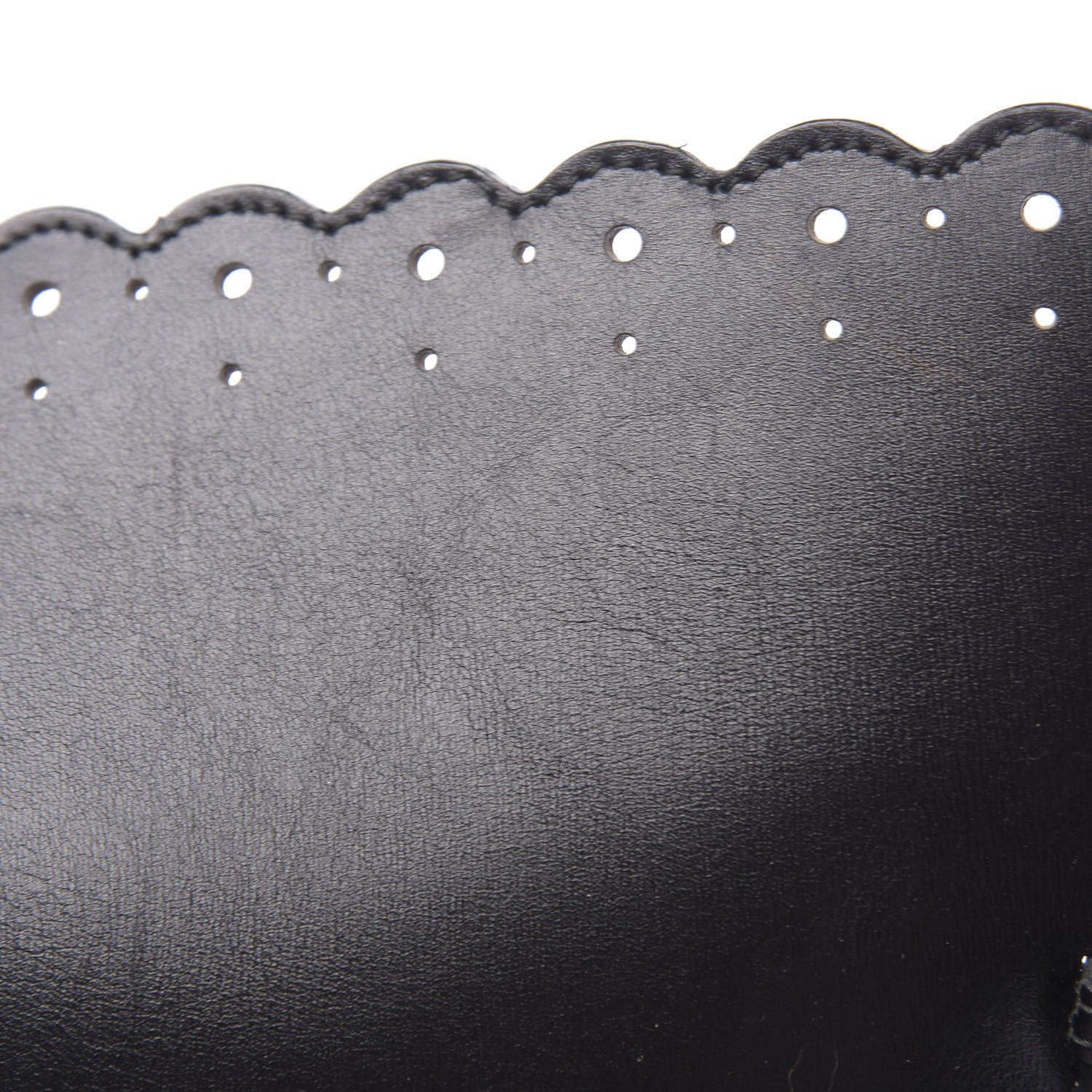 Alaia Calfskin Scalloped Trim Cabas MM Black 13 of 20