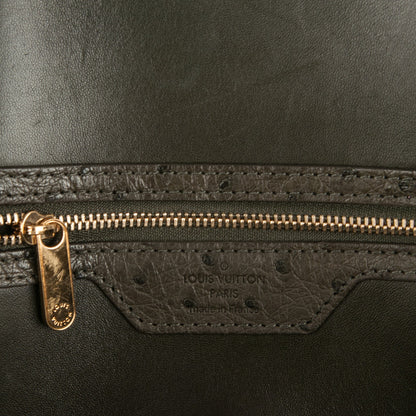 Louis Vuitton Ostrich Alma GM Olive 7 of 7