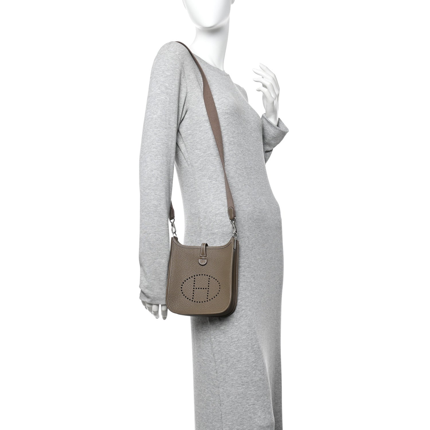 Hermes Taurillon Clemence Evelyne TPM Etoupe 1836264 – FASHIONPHILE