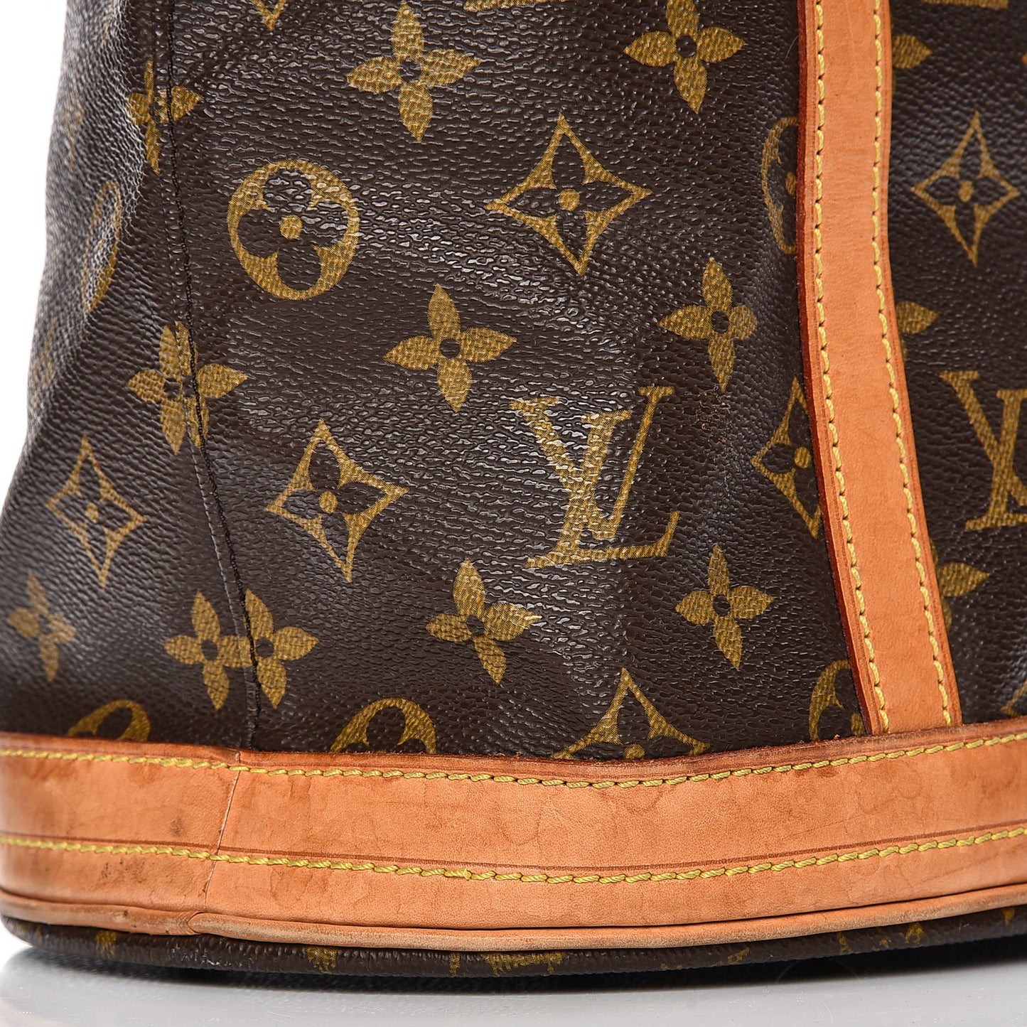 Monogram Bucket 27