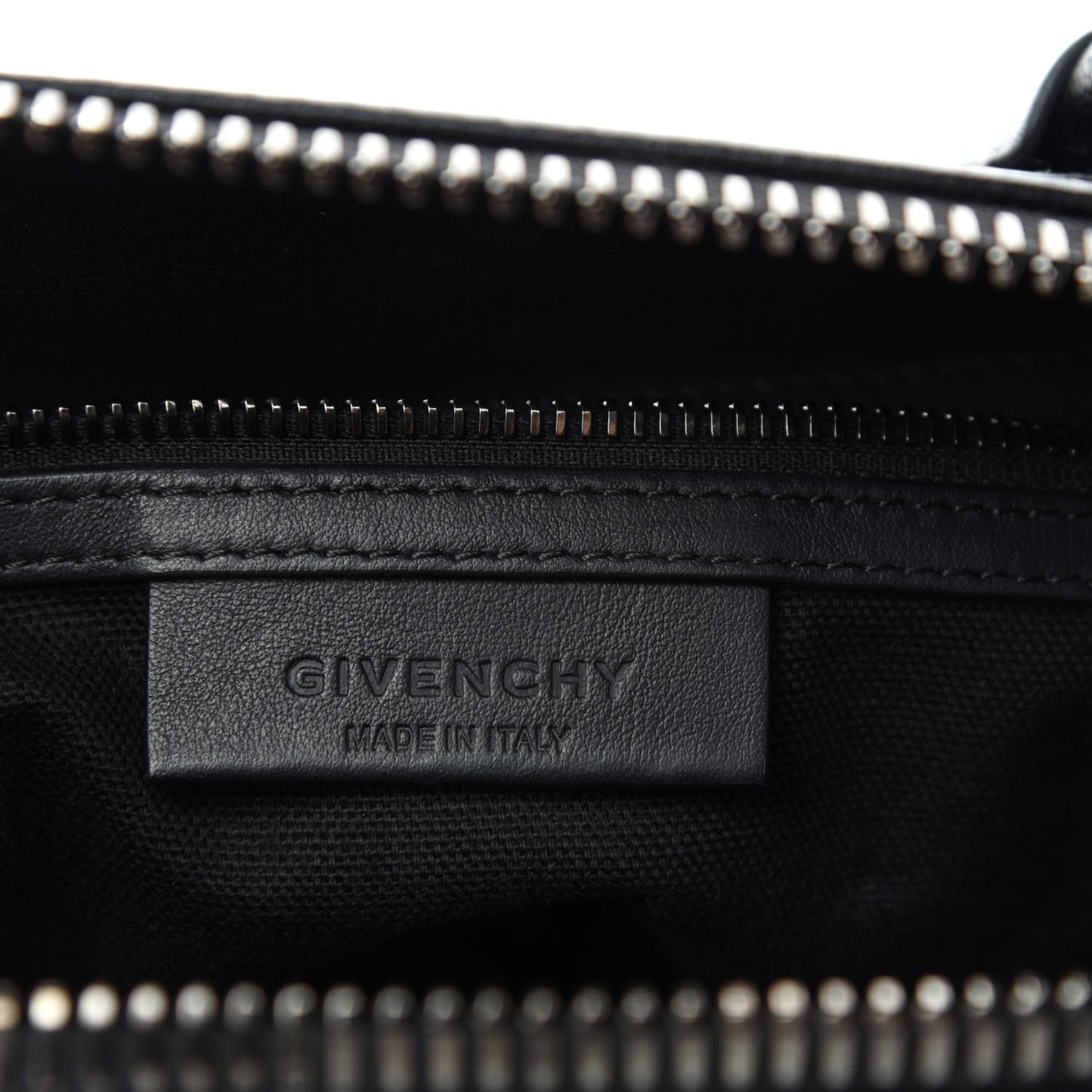 Sugar Goatskin Small Eyelet Antigona Black