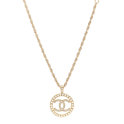 Chanel Pearl CC Round Pendant Necklace Gold 1 of 5