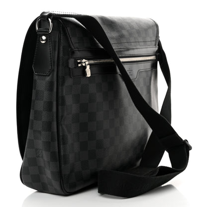 Louis Vuitton Damier Graphite Daniel GM 3 of 14