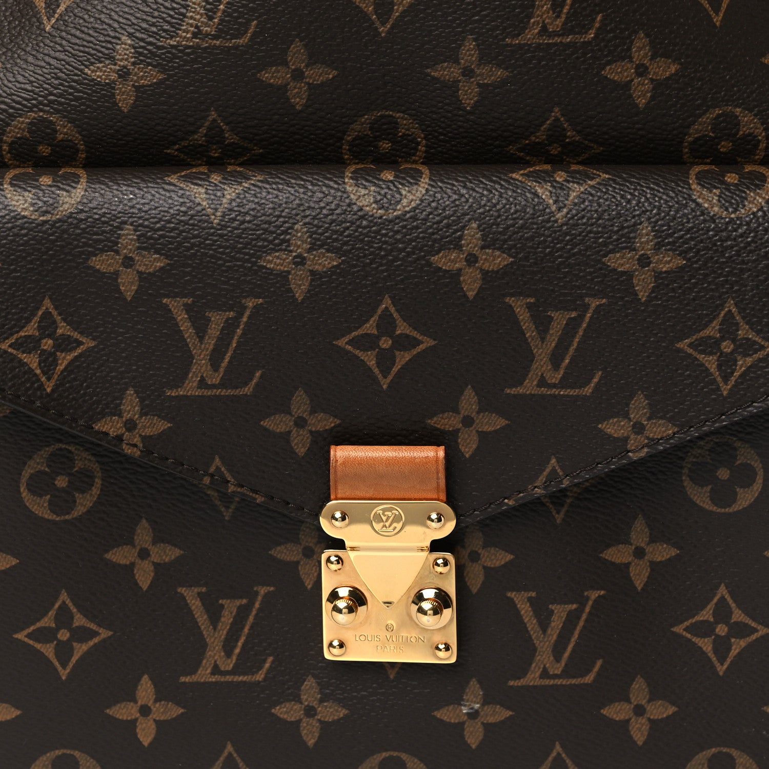Louis Vuitton Monogram Metis 7 of 9