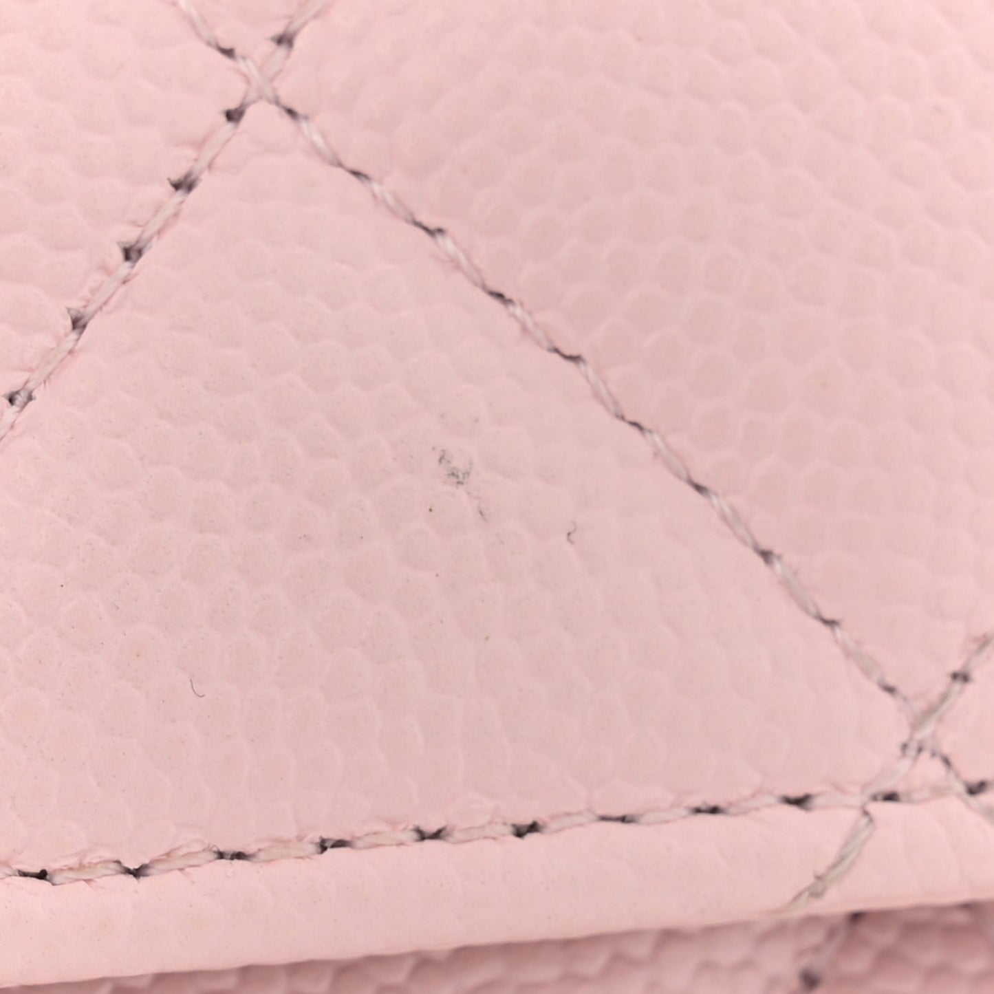 Caviar Quilted Wallet on Chain WOC Light Pink