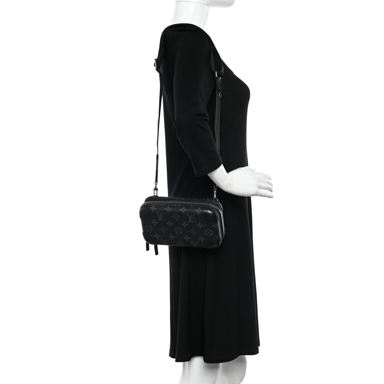 Louis Vuitton Monogram Eclipse Horizon Clutch 2 of 12
