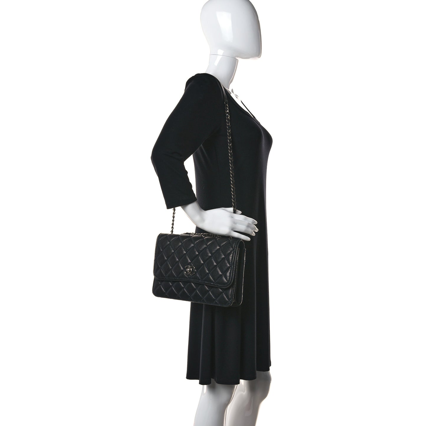 Caviar Quilted Flap With Chain Blue