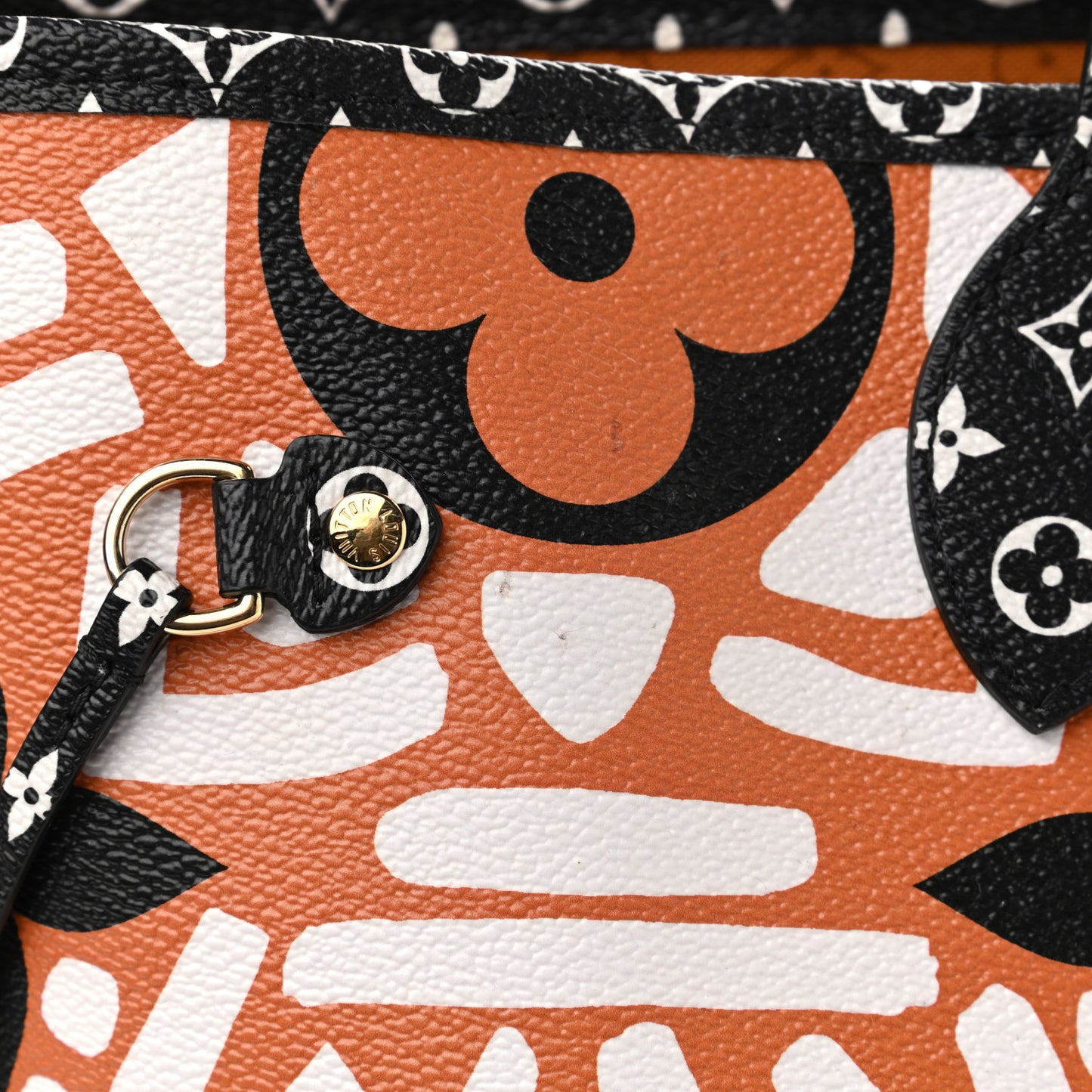 Monogram Giant Crafty Neverfull MM Creme Caramel