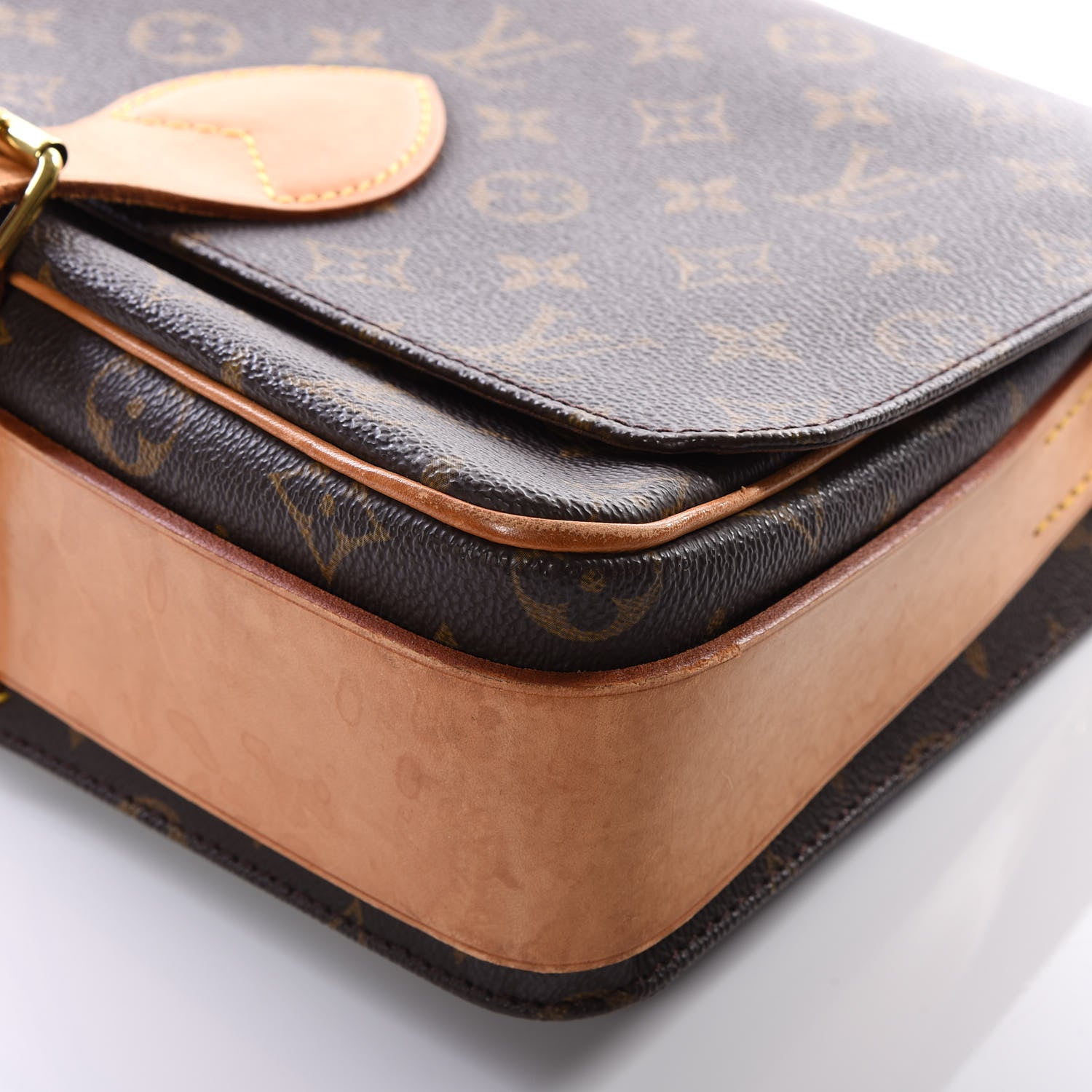 Louis Vuitton Monogram Cartouchiere 26 6 of 9