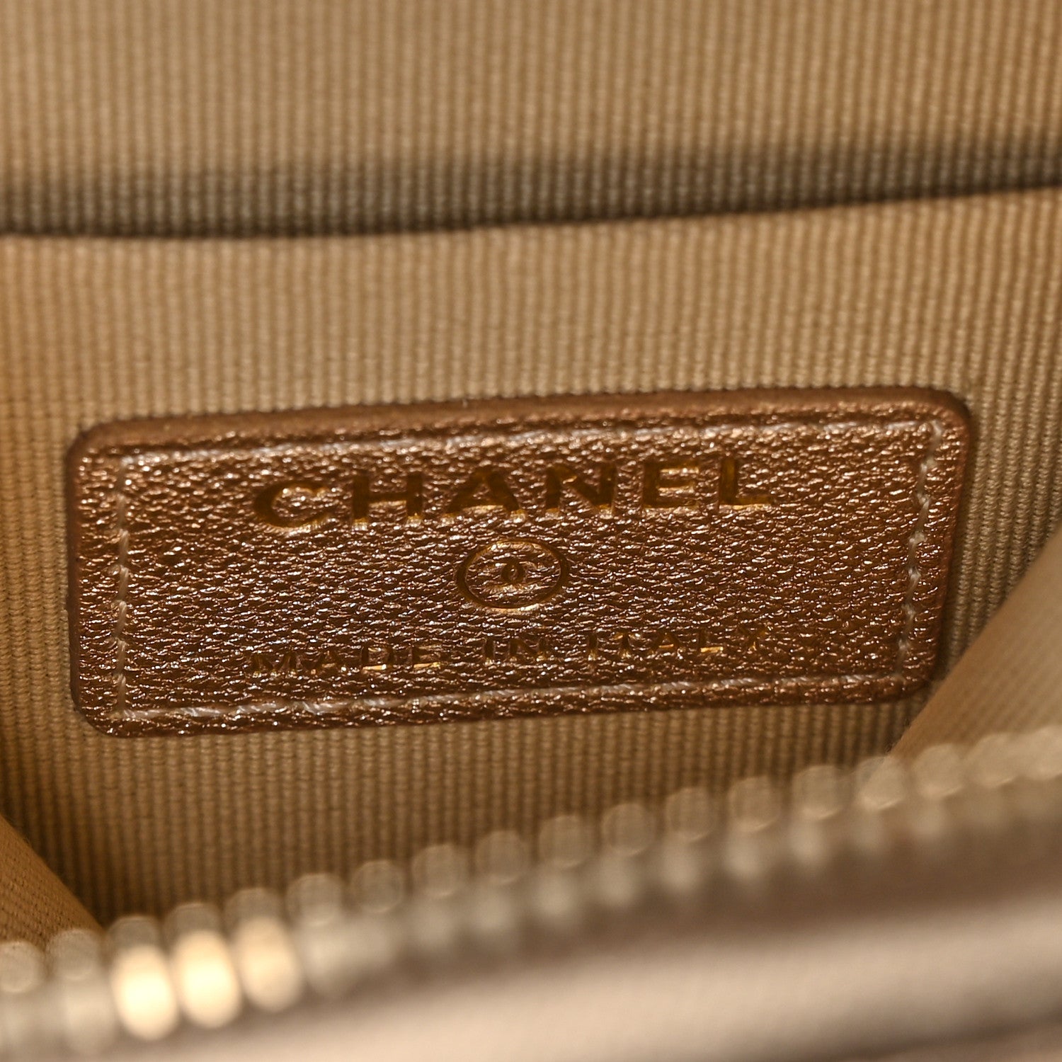Chanel Metallic Lambskin Quilted Round Clip On Coin Purse Airpods Case Gold 7 of 10